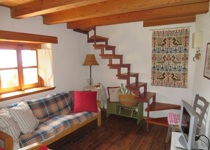 Kır Evi Roncaiola Tirano